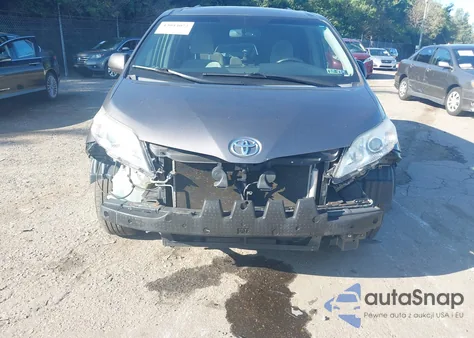 2017 Toyota Sienna Le 8 Passenger from USA, damaged, VIN 5TDKZ3DC2HS798711